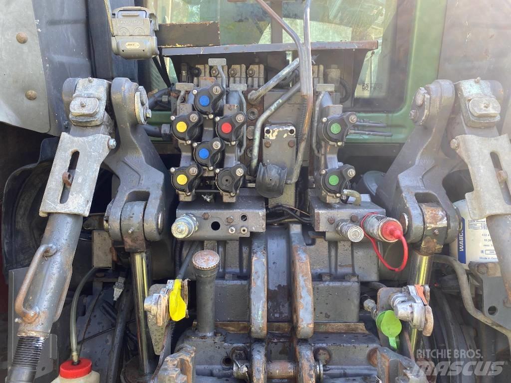 Fendt 933 Vario Tractoare