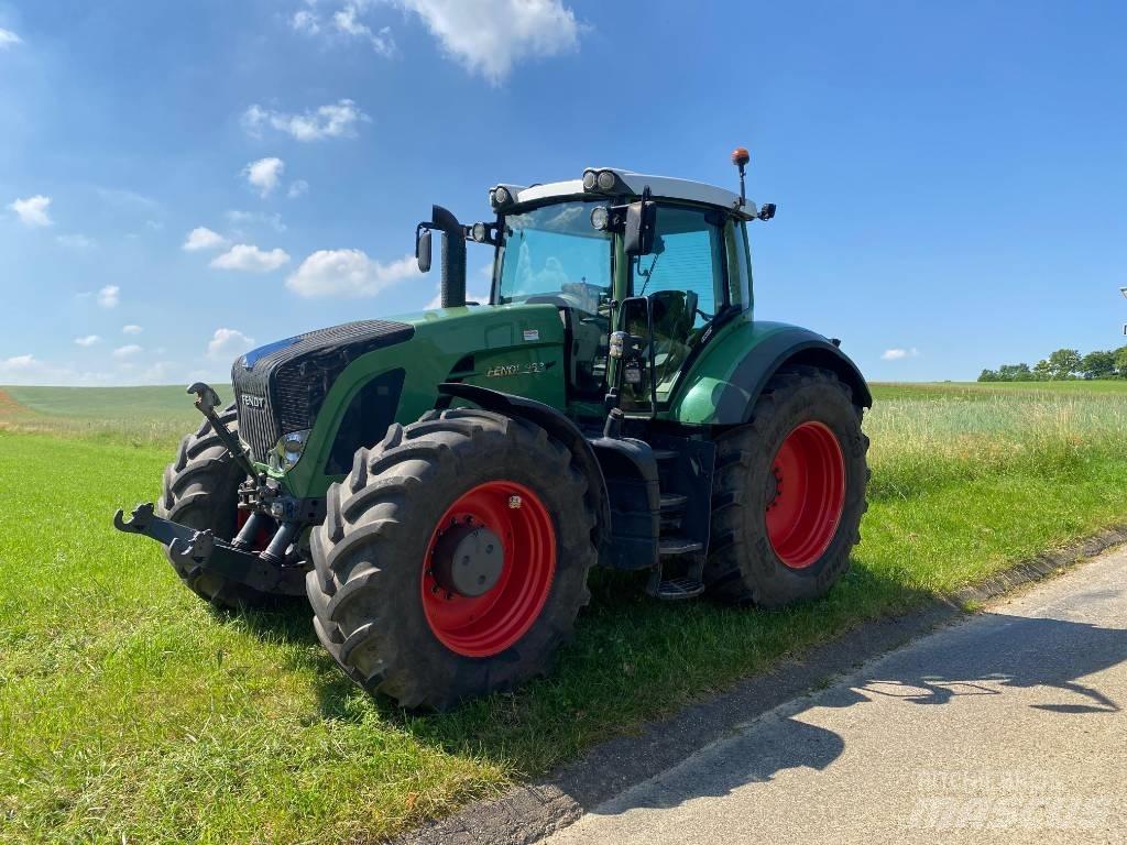 Fendt 933 Vario Tractoare