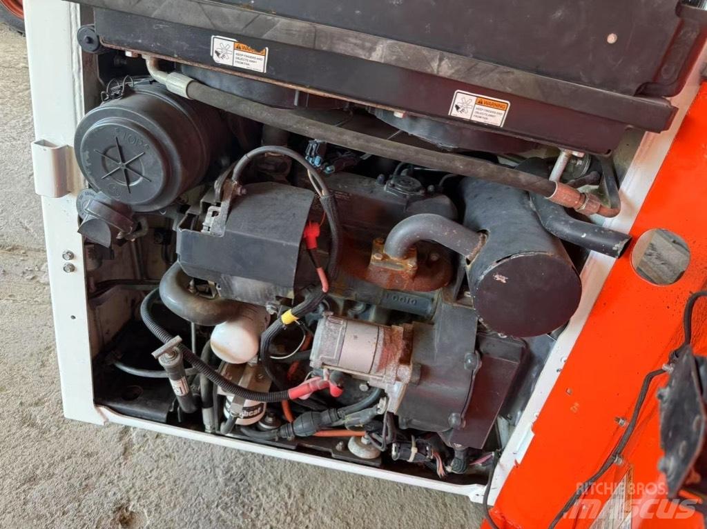 Bobcat S 70 Mini incarcator