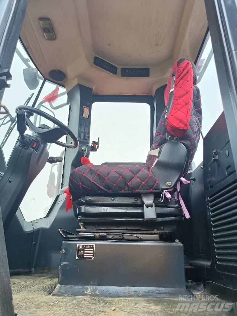 LiuGong 870H Incarcator pe pneuri