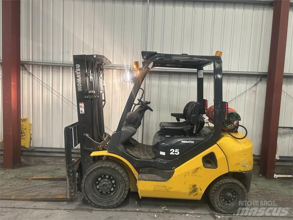 Komatsu FG25HT-17 Stivuitor GPL