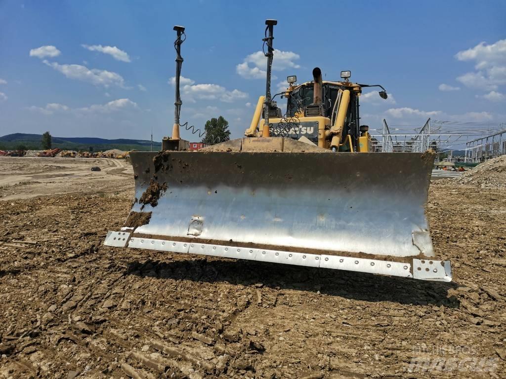 Komatsu D 65 PX-17 Buldozere pe senile