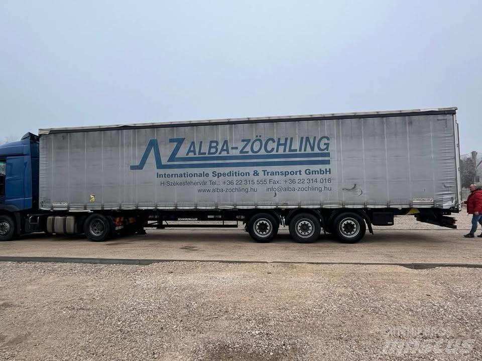 Schwarzmüller S1  J Remorca cu prelata