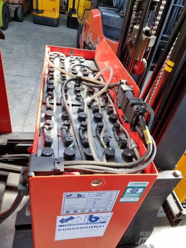 BT RR M 14 Stivuitor cu catarg retractabil
