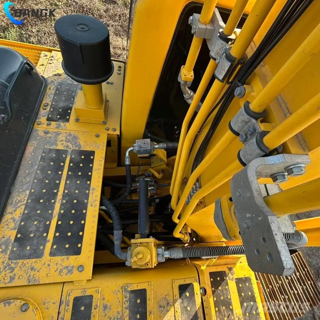 Komatsu PC 210 LC-8 Excavatoare pe șenile
