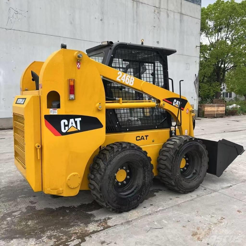 CAT 246 B Mini incarcatoare
