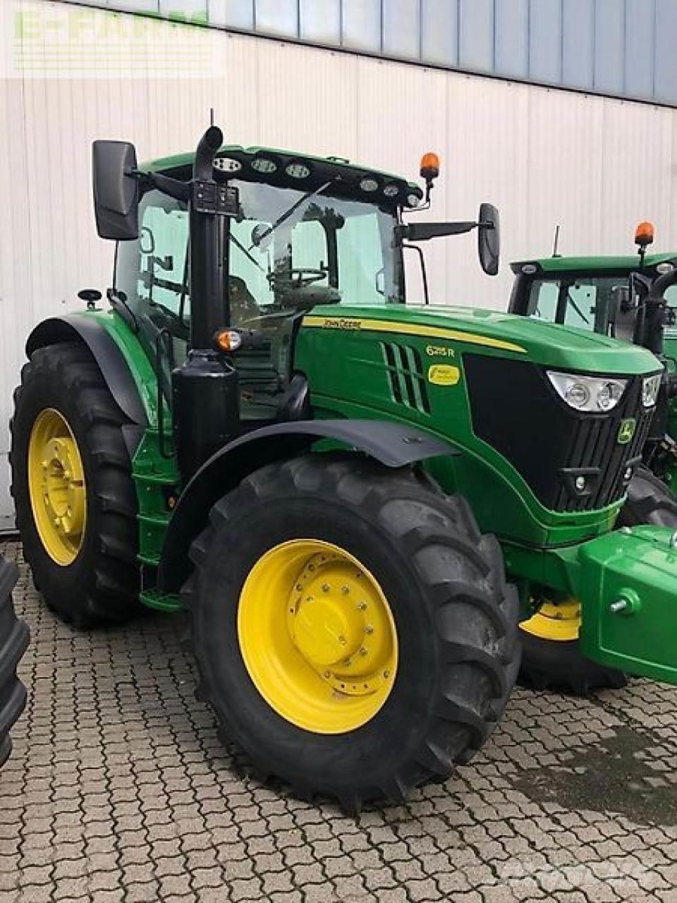 John Deere 6215r Tractoare