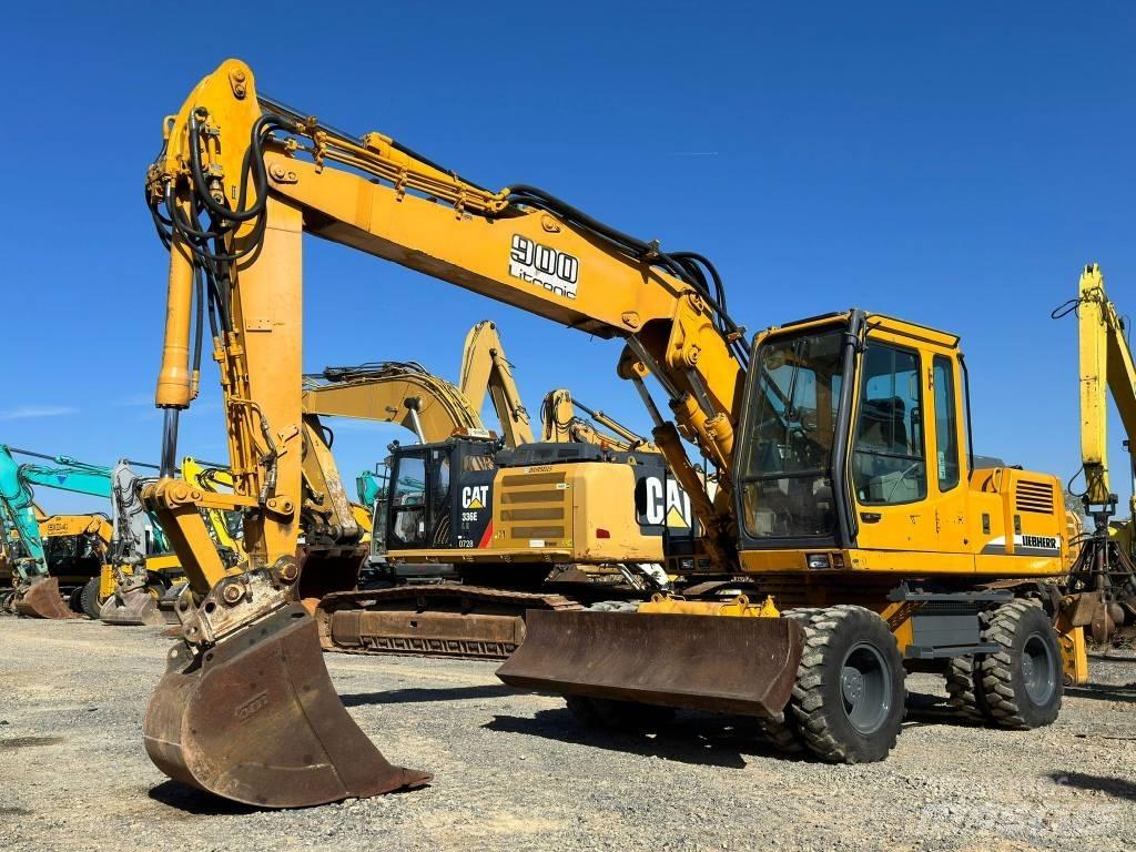 Liebherr A 900 B Excavatoare cu roti