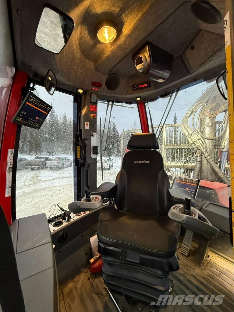 Komatsu 895 Transportoare