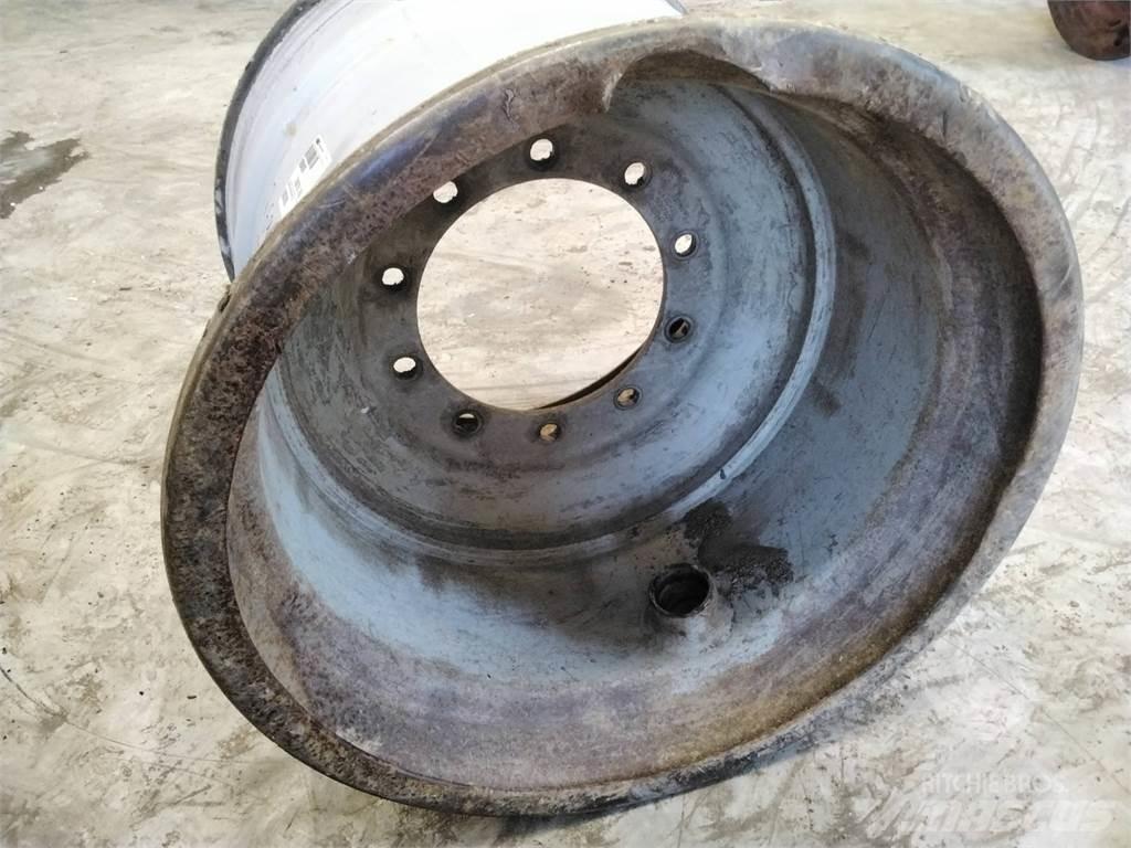 Valmet 860 24x26,5 Anvelope, roti si jante