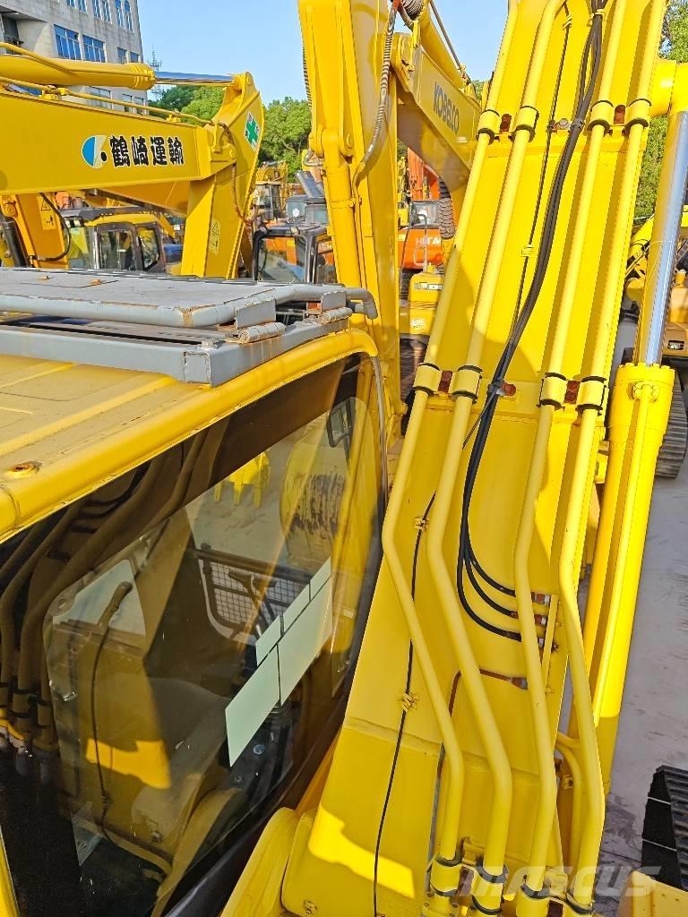 Komatsu PC 200-8 Excavatoare pe șenile
