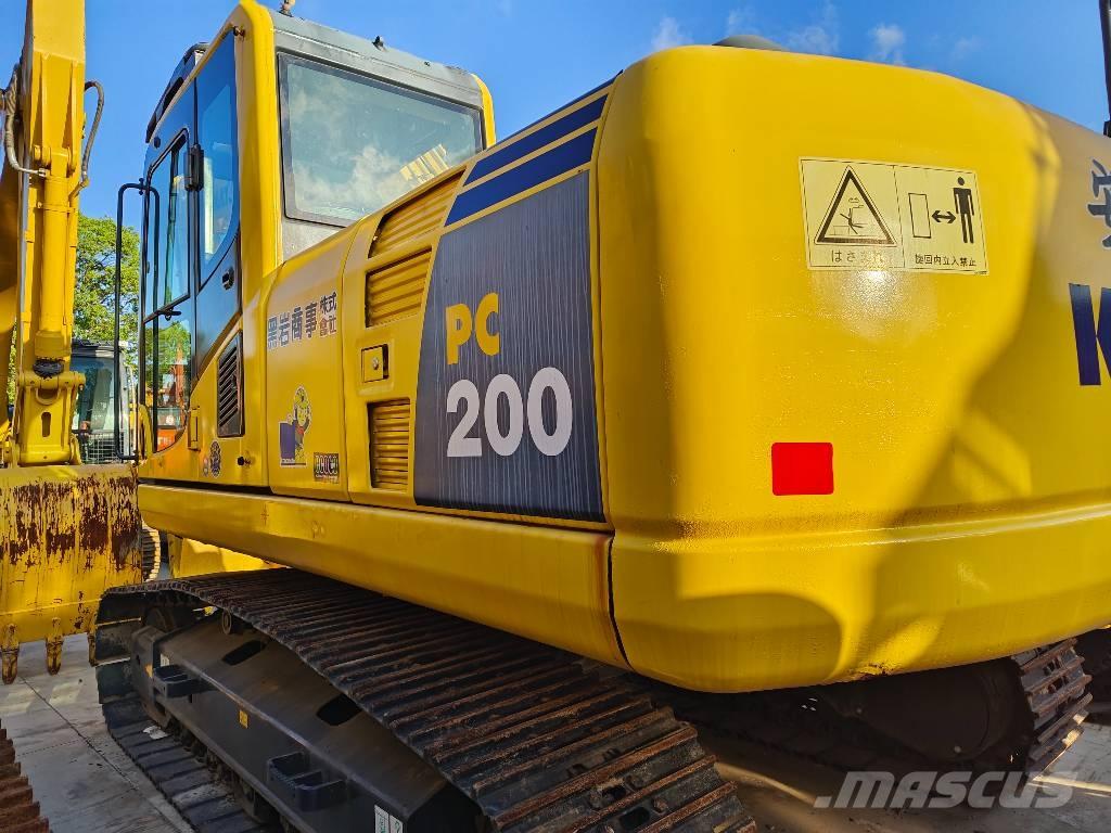 Komatsu PC 200-8 Excavatoare pe șenile
