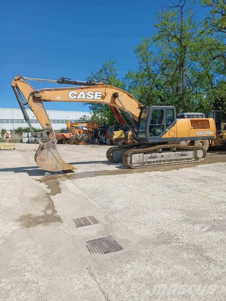 CASE CX 370 D Excavatoare pe șenile
