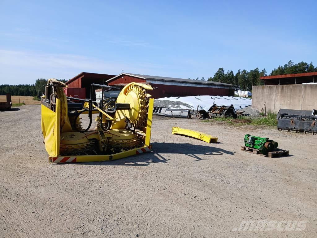 John Deere 460 Plus Forajere cu autopropulsare