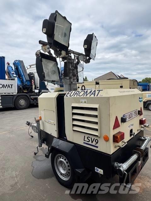 Doosan LSV 9 Echipamente de luminare