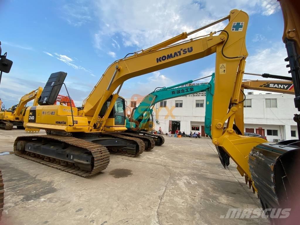 Komatsu PC 240 Excavatoare pe șenile
