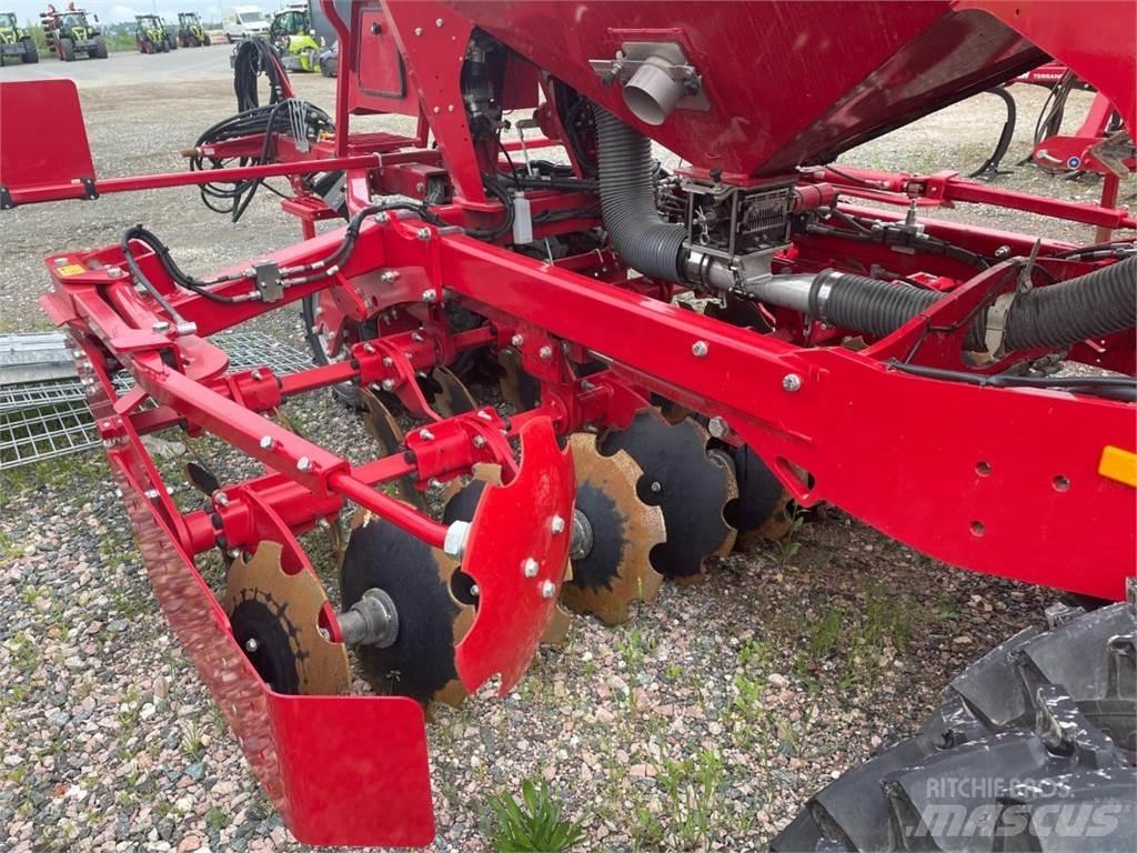 Horsch PRONTO 3 DC Perforatoare
