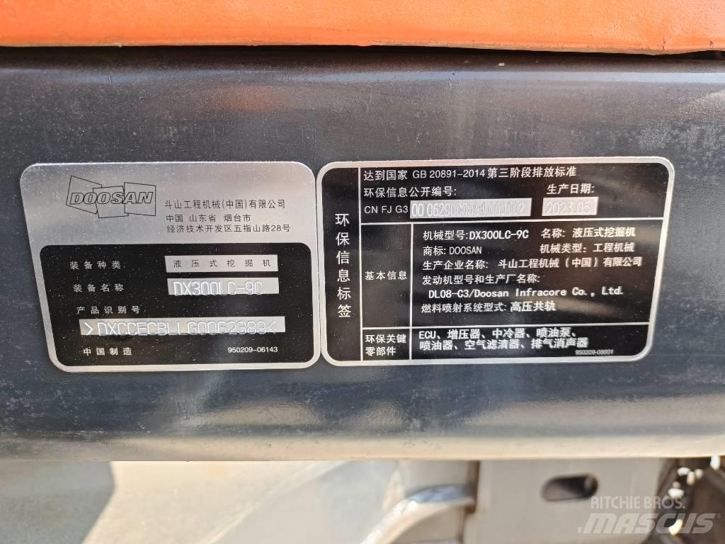 Doosan DX300-9 Excavatoare pe șenile

