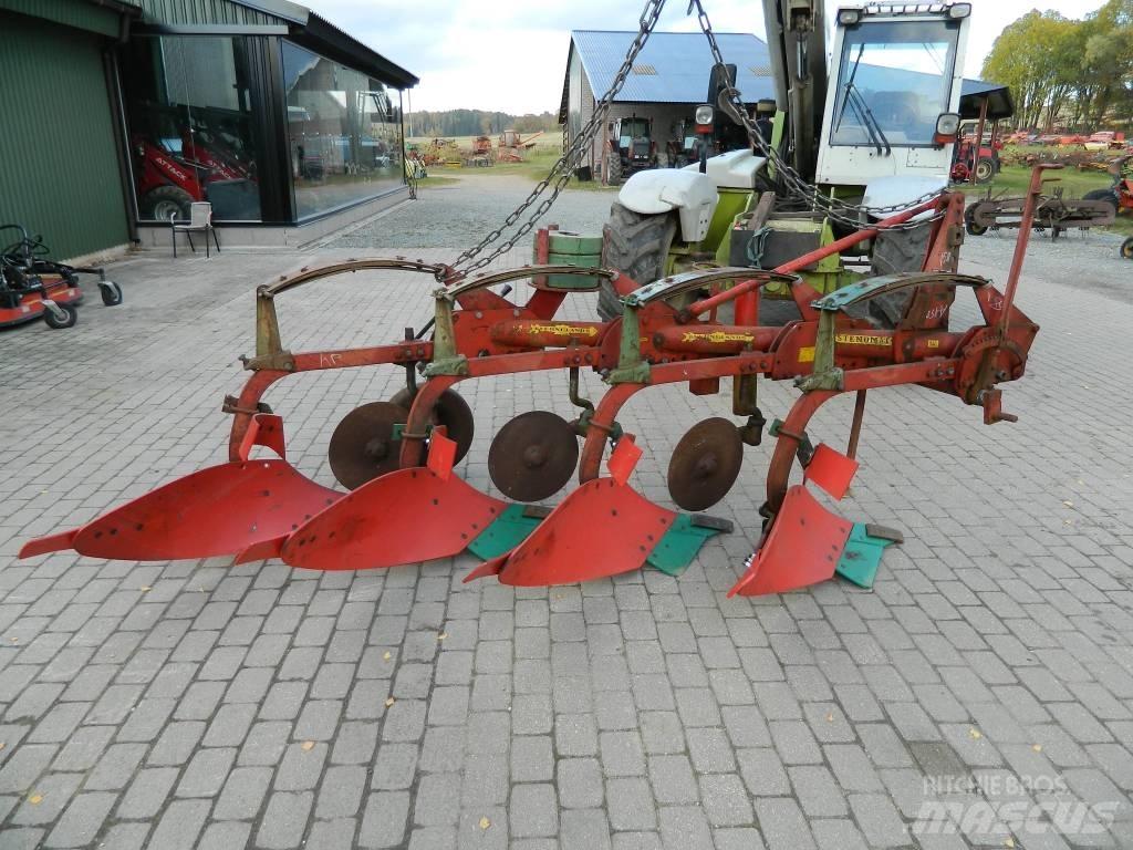 Kverneland 4 Pluguri conventionale