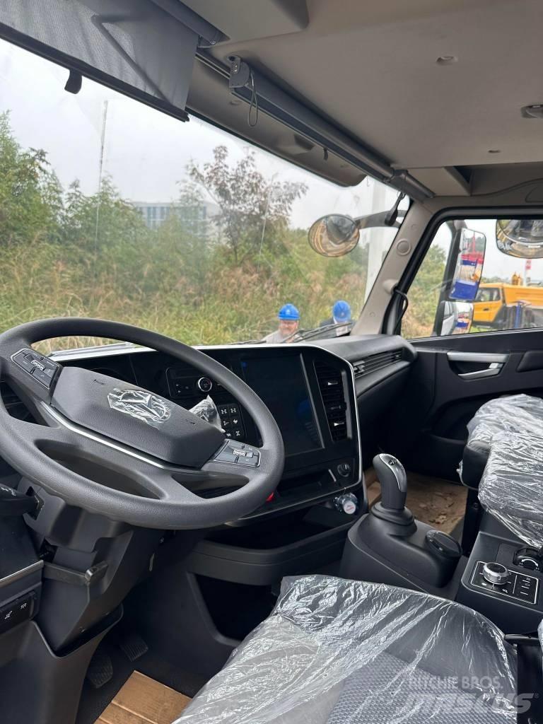 Sany SCA2500E Hybrid Macara pentru orice teren