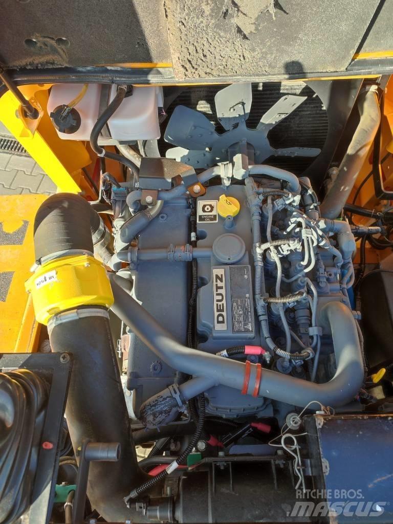 Thwaites 6T Minitractor de teren