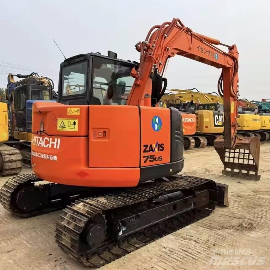 Hitachi ZX 75 US Excavatoare 7t - 12t