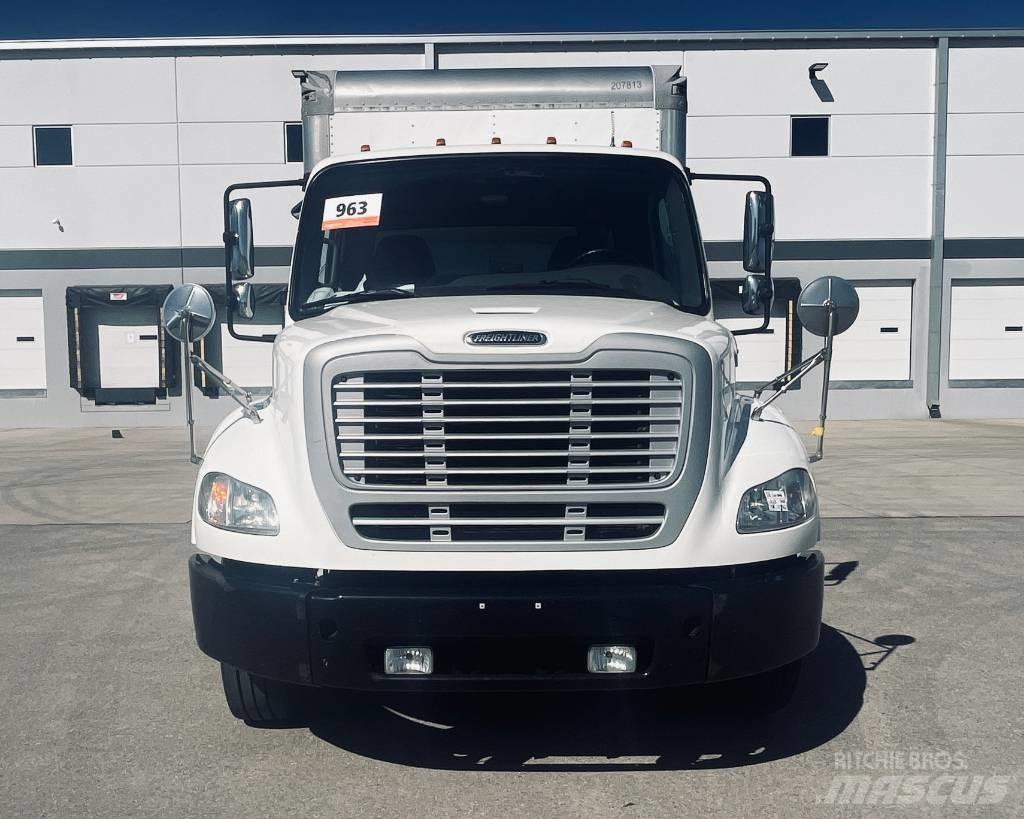 Freightliner M 106 Autocamioane
