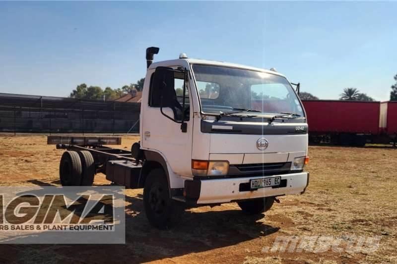 Nissan UD40 Altele