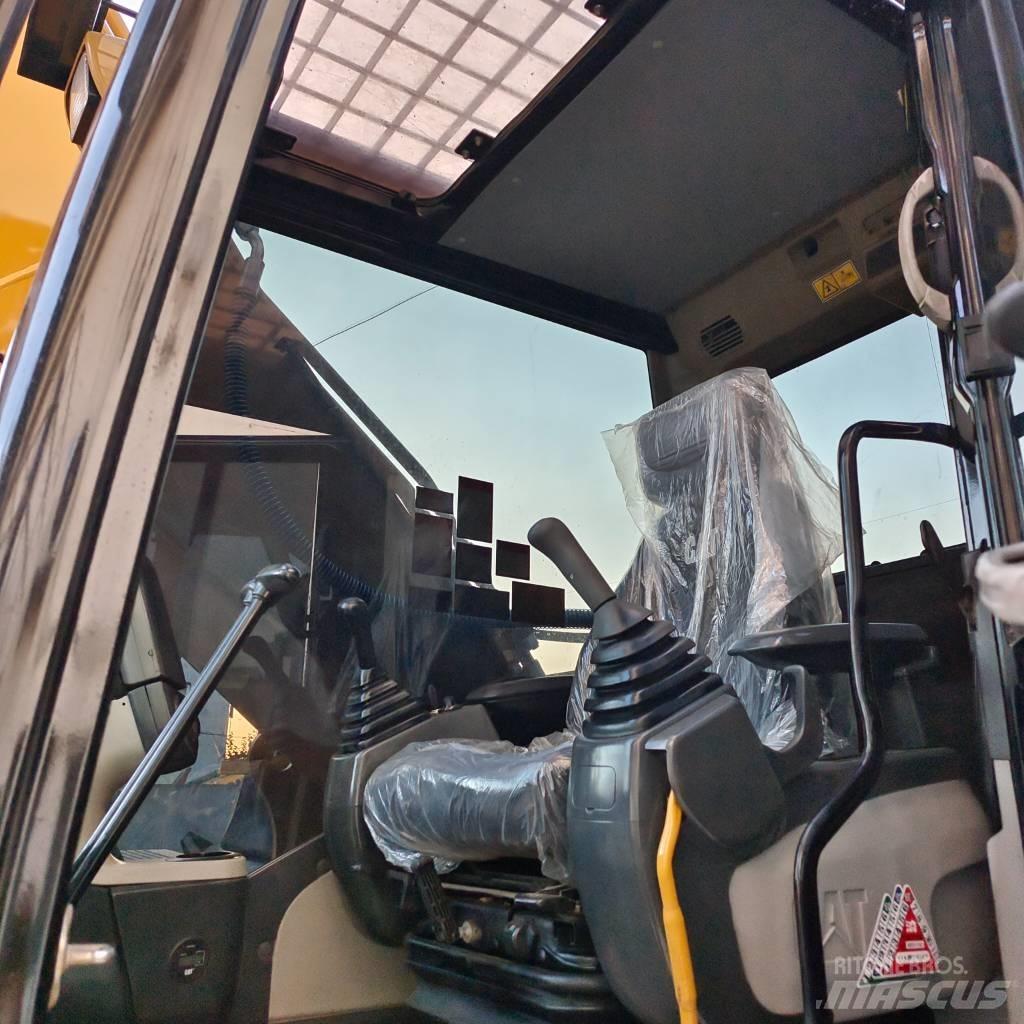 CAT 330 D Excavatoare pe șenile

