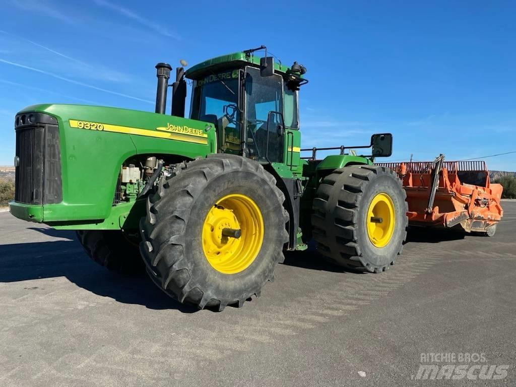 John Deere 9320 Tractoare