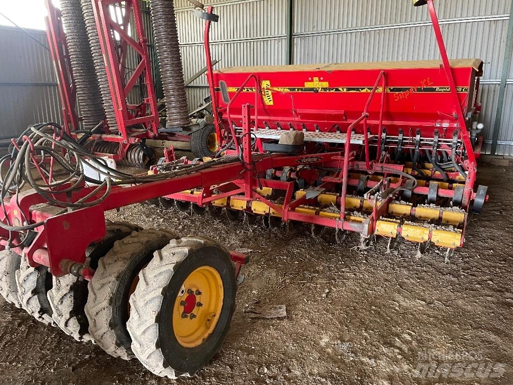 Väderstad Rapid400C Perforatoare