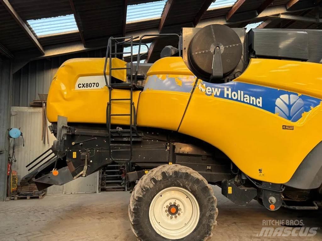 New Holland CX8070 Combine de secerat