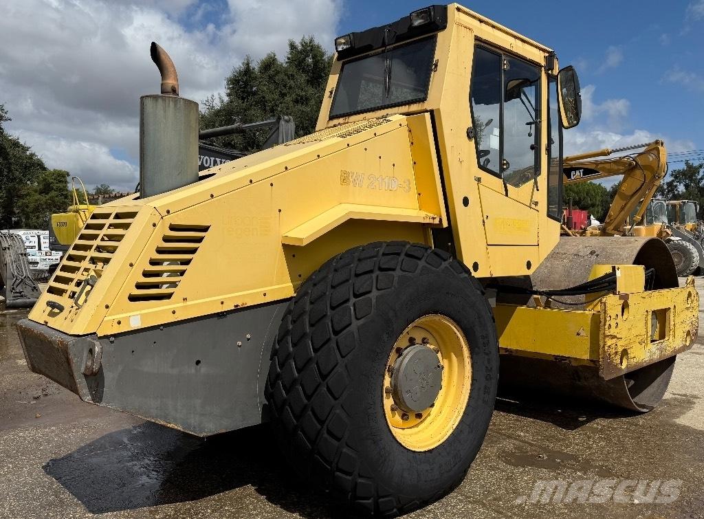 Bomag BW 211 D-3 Cilindri compactori dubli