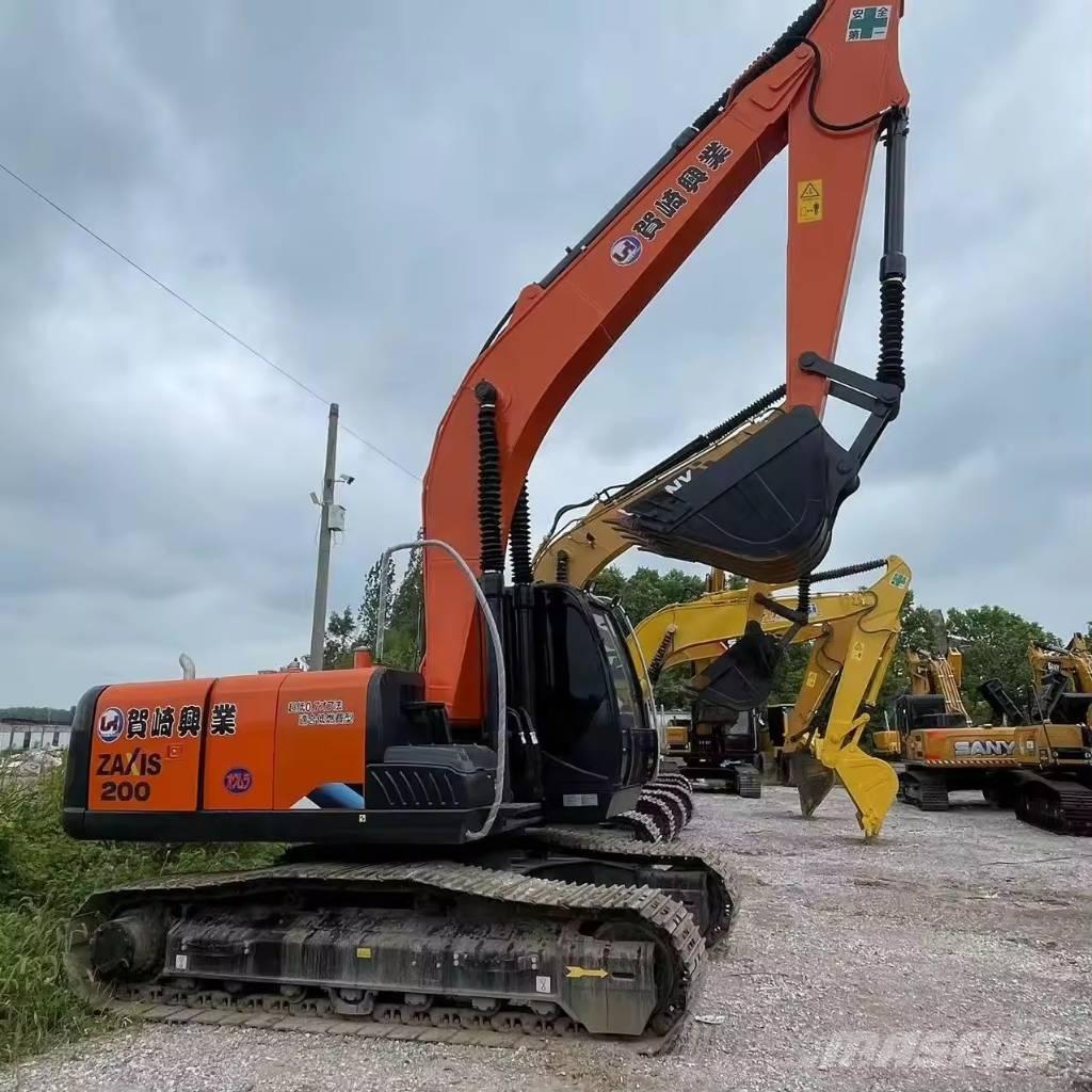 Hitachi ZX 200 Excavatoare pe șenile
