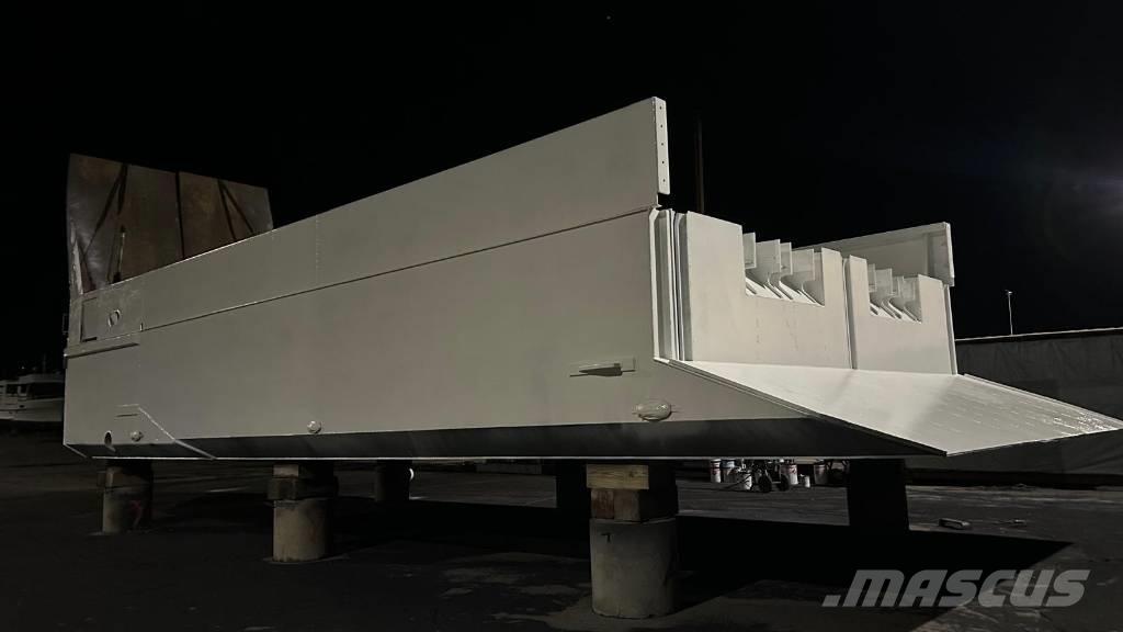  Cargo Ship Ganador Barje si pontoane