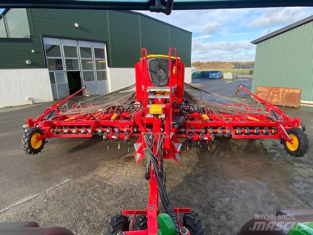 Väderstad Rapid800 Perforatoare