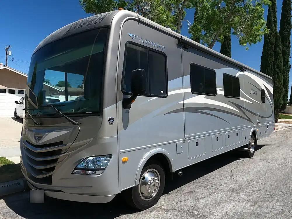 Fleetwood Storm 32V Utilaje construcții - Altele