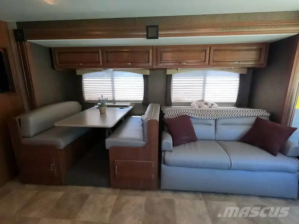 Fleetwood Storm 32V Utilaje construcții - Altele