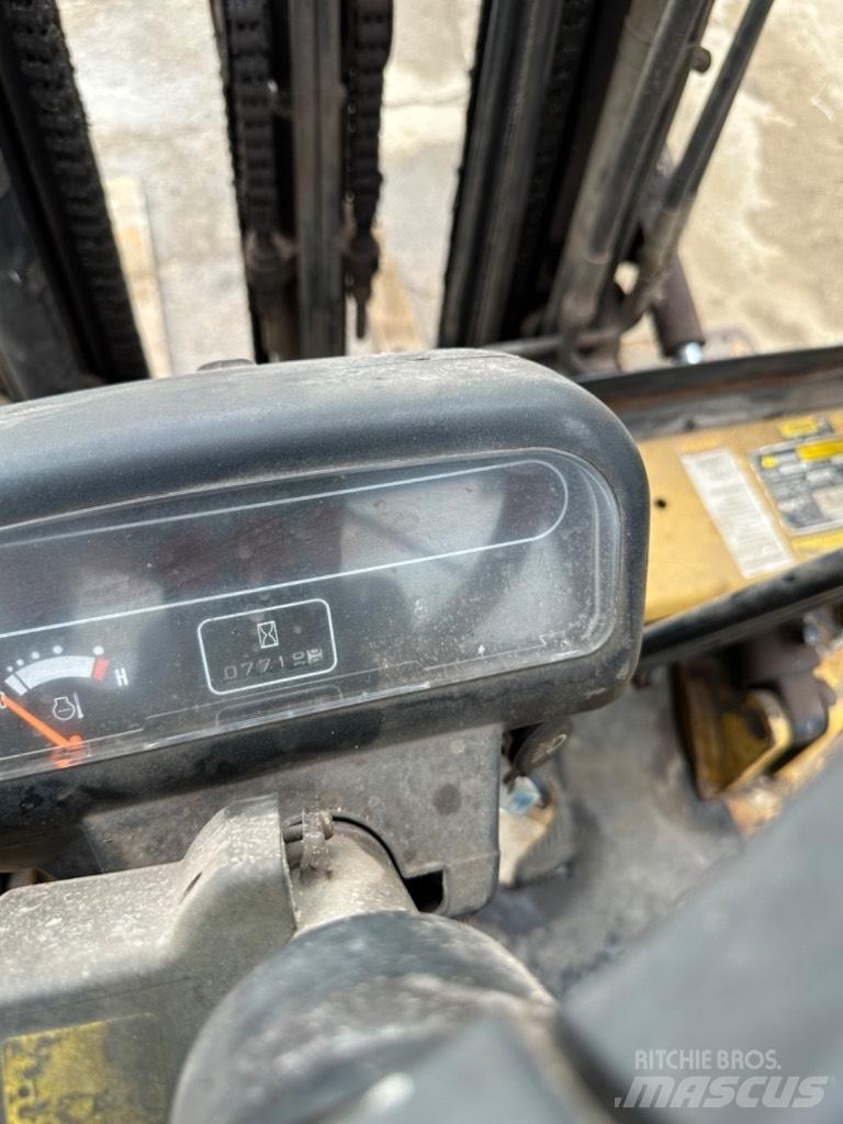 CAT GP 25 Stivuitor GPL
