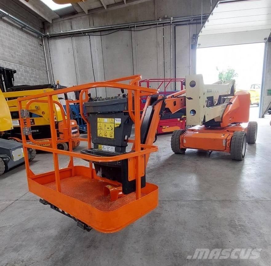 JLG E 450 AJ Nacele cu brat articulat