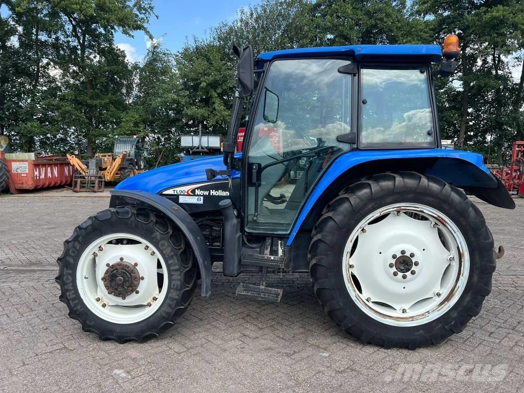 New Holland TL 90 Tractoare