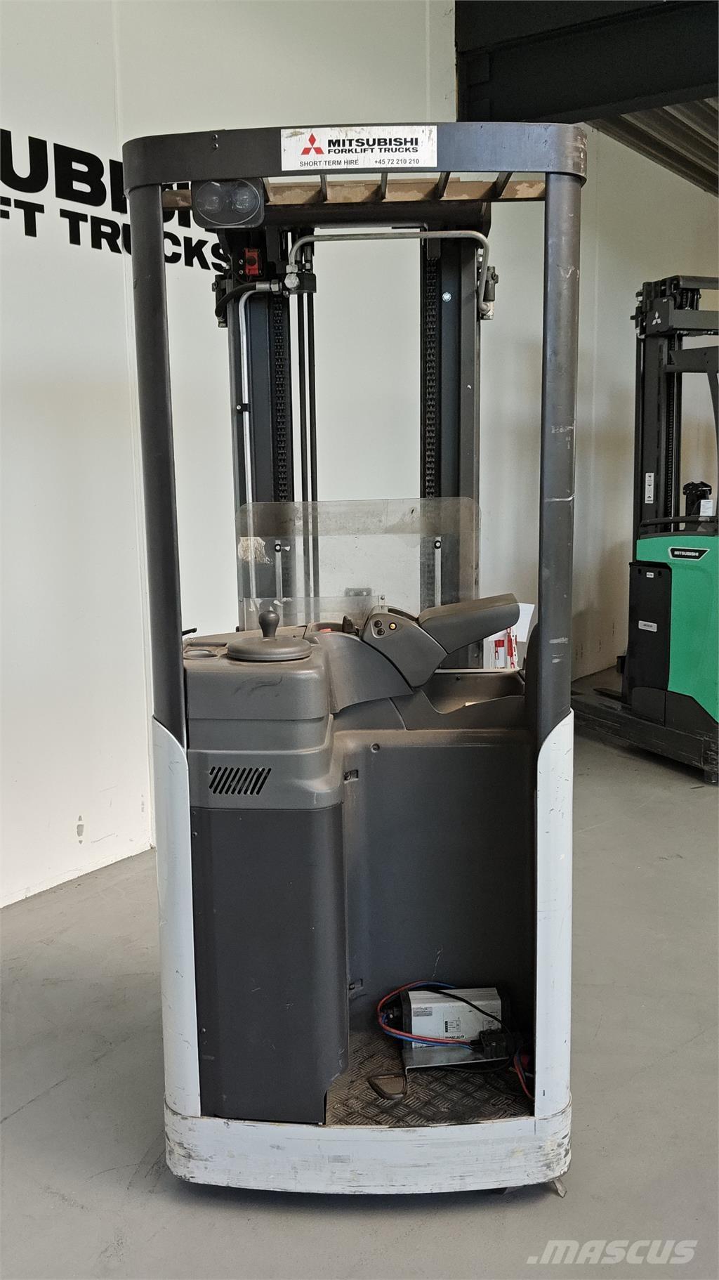 Atlet AJN160 Transpaleti autopropulsanti