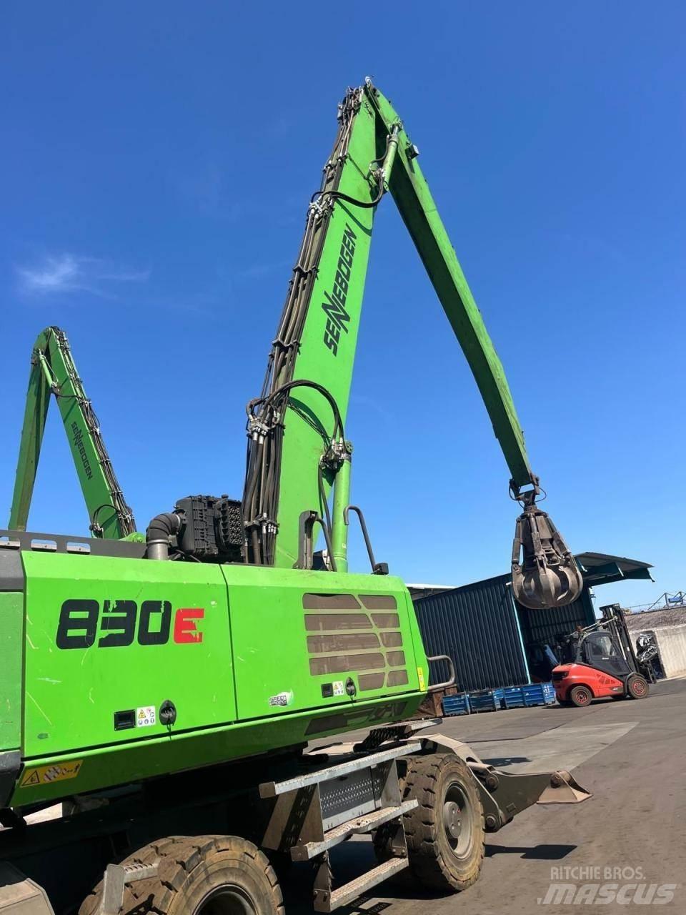 Sennebogen 830E Excavatoare cu roti