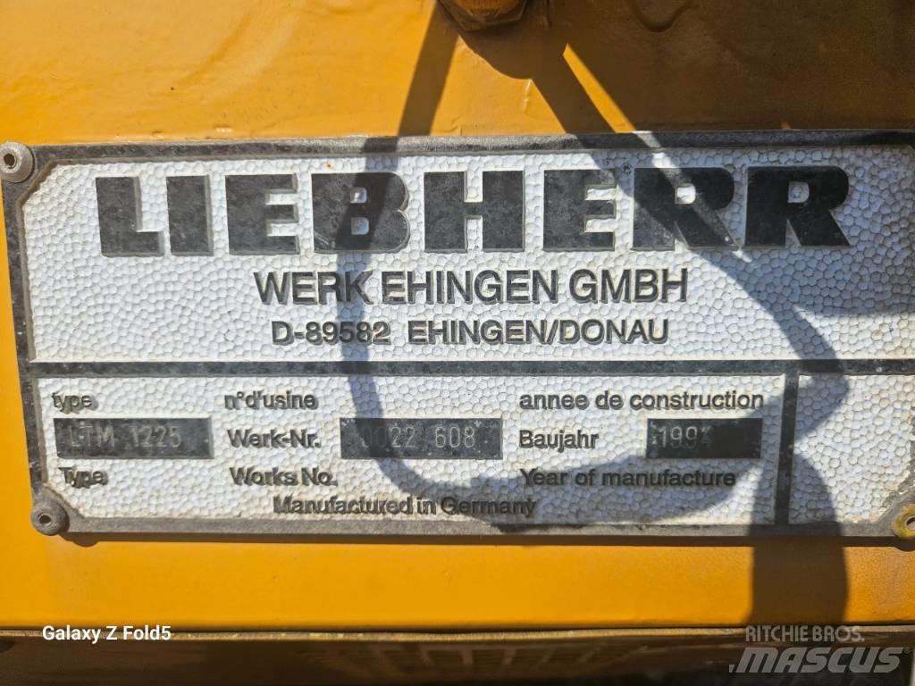 Liebherr LTM1225 Macara pentru orice teren