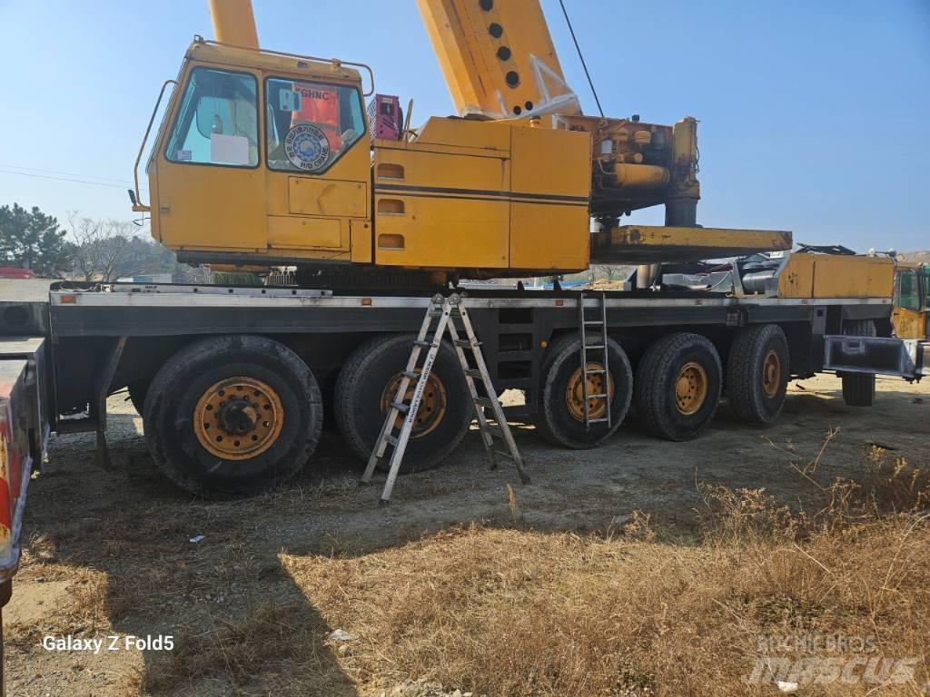 Liebherr LTM1225 Macara pentru orice teren