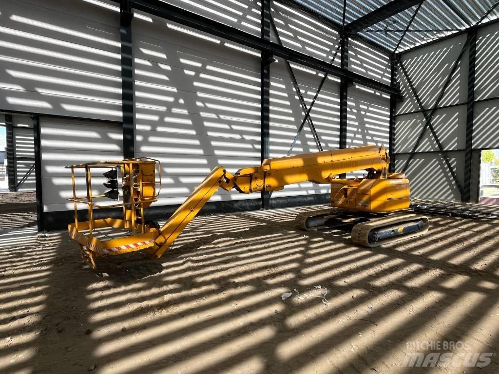 Hitachi HX140B Nacele cu brat telescopic
