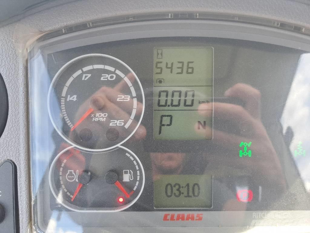 CLAAS Axion 850 Tractoare