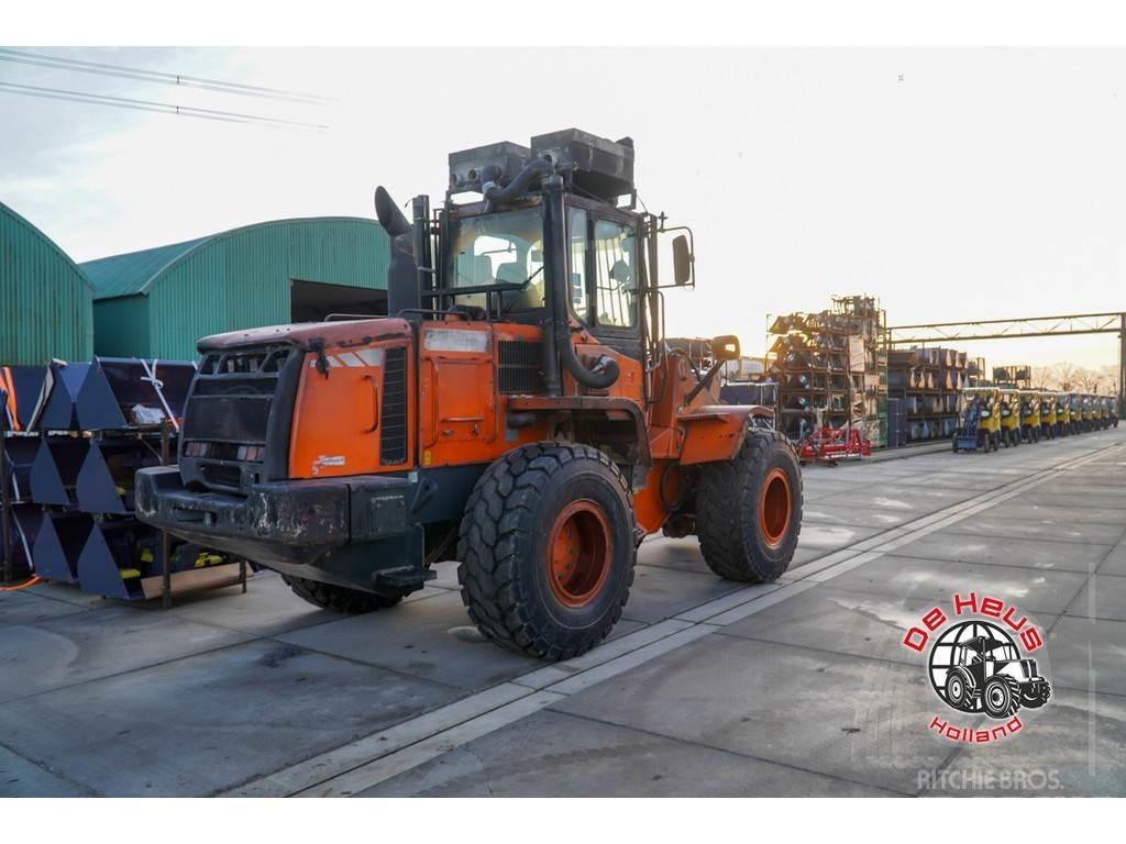 Doosan DL250 Incarcator pe pneuri