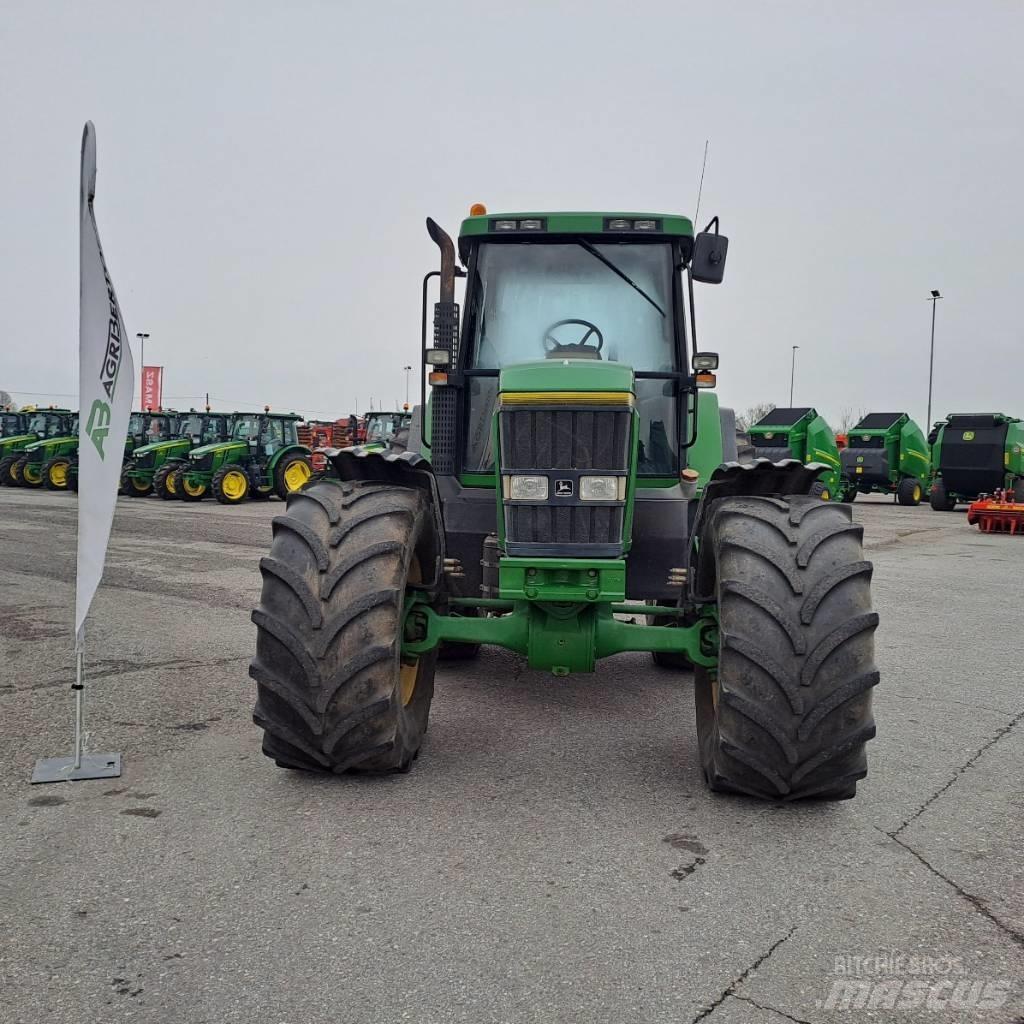 John Deere 7700 Tractoare