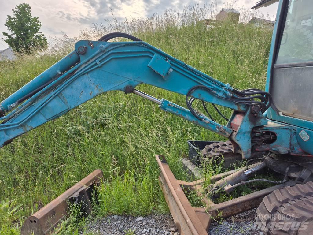 Takeuchi TB 235 Mini excavatoare < 7t
